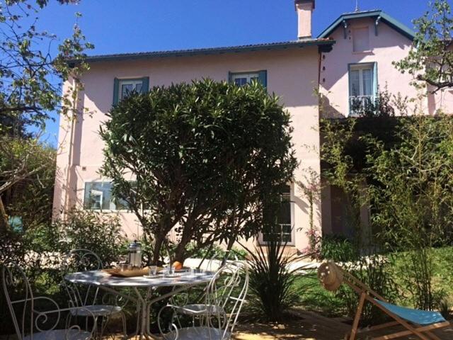 Gite Sous Le Cerisier Palalda Exterior foto